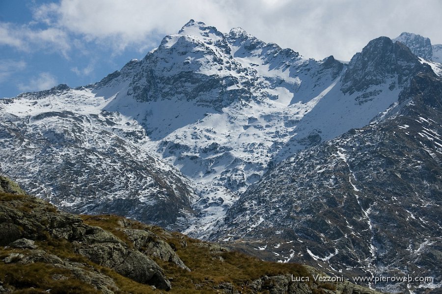 21- (Cima del Trobio) innevata.jpg